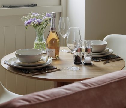 The Mews at Sturt Farm Dining Area - StayCotswold