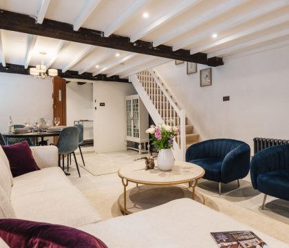 College Cottage Sitting Room - StayCotswold