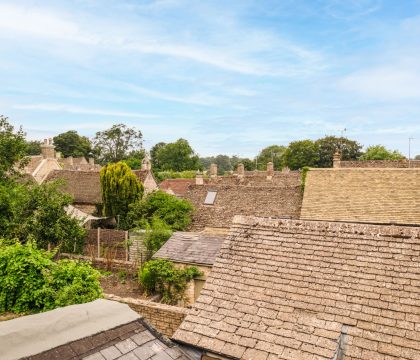 College Cottage Bedroom 2 - StayCotswold