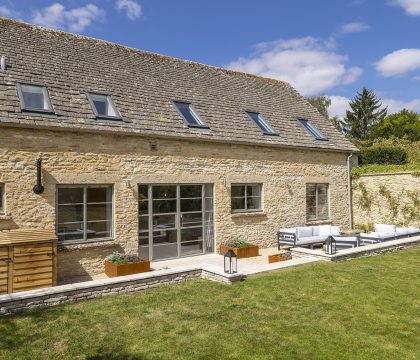 The Tallat Garden - StayCotswold