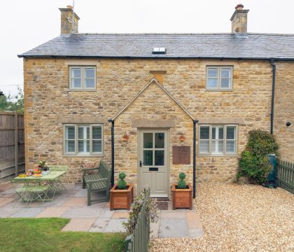 Devon House Cottage - StayCotswold
