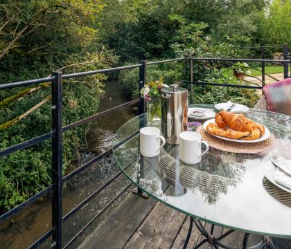 The Cosh - StayCotswold