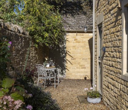 St Marys Cottage Garden - StayCotswold