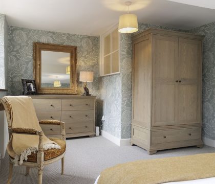 Pilgrim Cottage Master Bedroom - StayCotswold