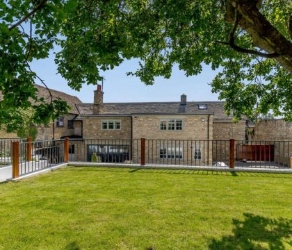 Shaven Cottage Gardens - StayCotswold