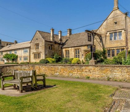 Shaven Cottage Grounds - StayCotswold