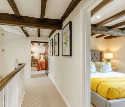 Shaven Cottage Double Bedroom - StayCotswold