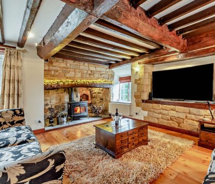 Manor House Sitting Room - StayCotswold