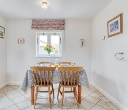 Punch Barn Kitchen - StayCotswold