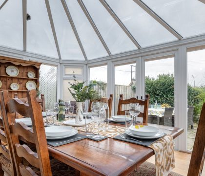 Holly Tree Cottage Sun Room- StayCotswold