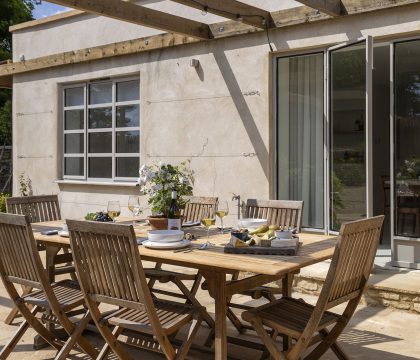 The Lodge Garden - StayCotswold