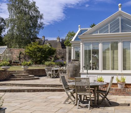 Gardeners Cottage Outside - StayCotswold