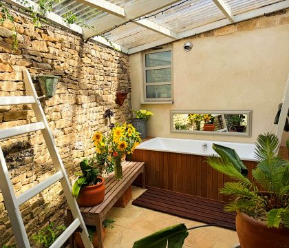 The Lodge Outside Bath - StayCotswold