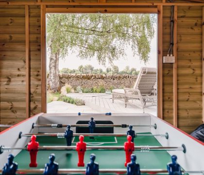 Apple Tree Cottage, Daglingworth garden - Stay Cotswold