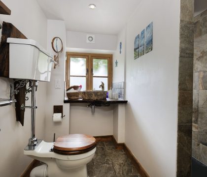The Barn By The Ford Bathroom - StayCotswold