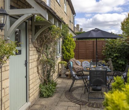 April Cottage Outside - StayCotswold