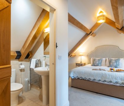 The Barn Master Bedroom - StayCotswold