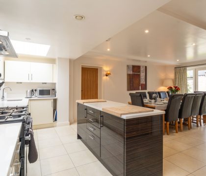 The Barn Kitchen - StayCotswold