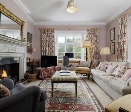 The Old Vicarage Family Room - StayCotswold