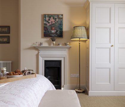 The Old Vicarage Master Bedroom - StayCotswold