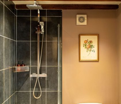 The Mill Family Bathroom - StayCotswold