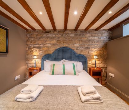 The Mill Bedroom 2 - StayCotswold