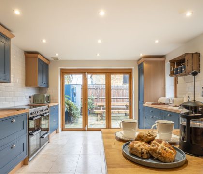 The Old Post Office Kitchen - StayCotswold