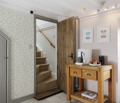 Archway House Kitchen - StayCotswold