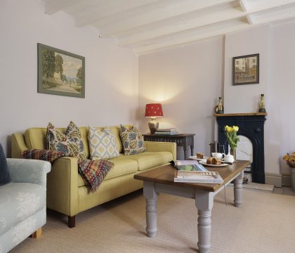 Archway House Sitting Room - StayCotswold