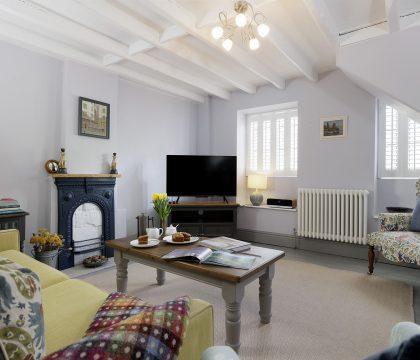Archway House Sitting Room - StayCotswold