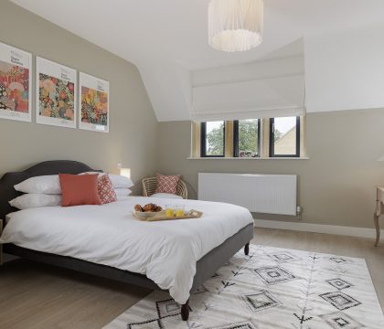 The Old Stores Master Bedroom - StayCotswold