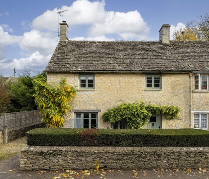 Winterberry Cottage - StayCotswold