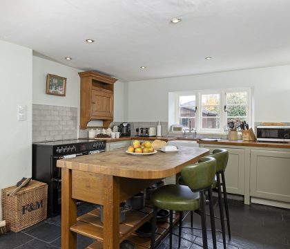 Winterberry Cottage Kitchen - StayCotswold