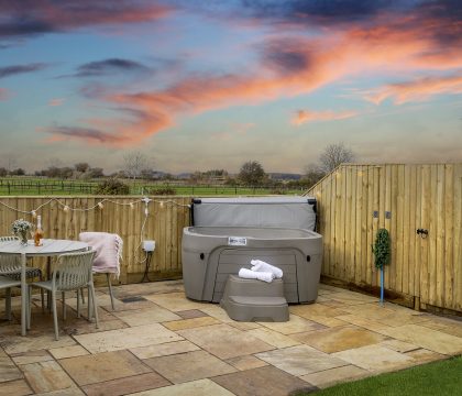 The Stables at Sturt Farm - StayCotswold