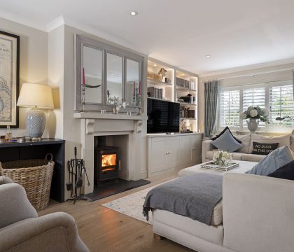 Honeysuckle House Sitting Room - StayCotswold