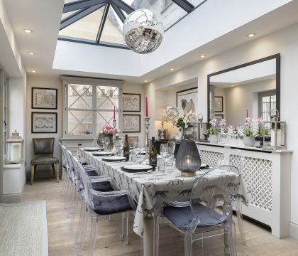 Honeysuckle House Dining Room - StayCotswold