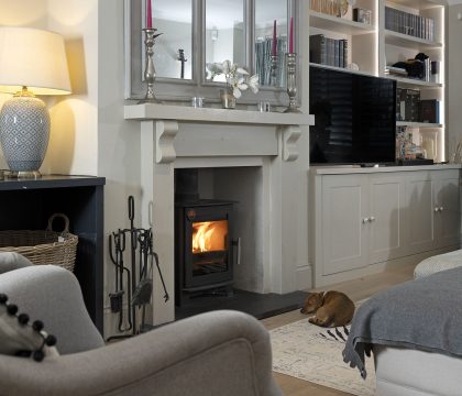 Honeysuckle House Sitting Room - StayCotswold