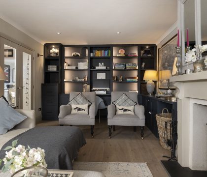 Honeysuckle House Sitting Room - StayCotswold