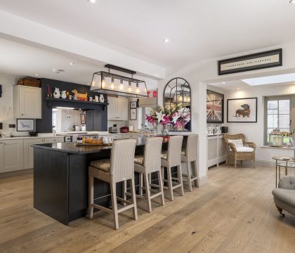 Honeysuckle House Kitchen - StayCotswold