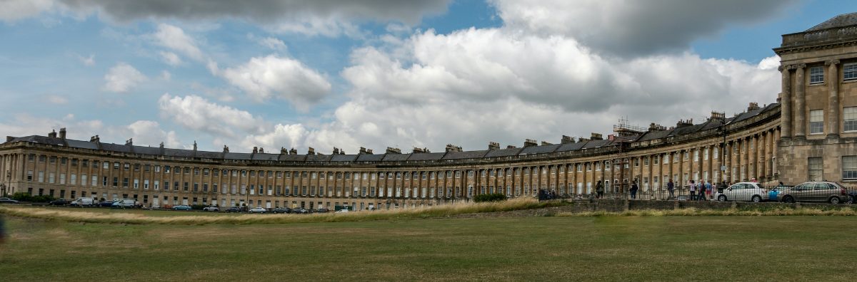 Royal Crescent in Bath used in Bridgerton Royal Crescent in Bath filming location for Bridgerton
