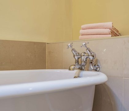 Spa Changing Rooms Roll-top Bath - StayCotswold