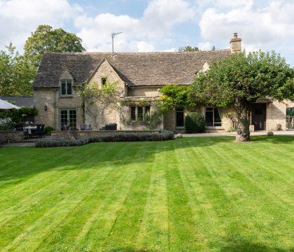 Causeway Cottage Garden - StayCotswold