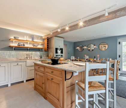Rectory Barn Kitchen - StayCotswold