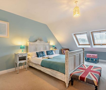 Callow Cottage Bedroom 2 - StayCotswold