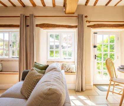 Enoch's Cottage Reception Room - StayCotswold