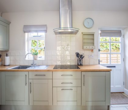 Enoch's Cottage Kitchen - StayCotswold