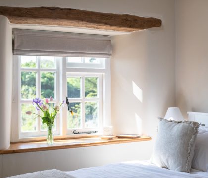 Enoch's Cottage Bedroom 2 - StayCotswold