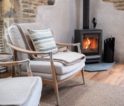 Highgate Sitting Area - StayCotswold