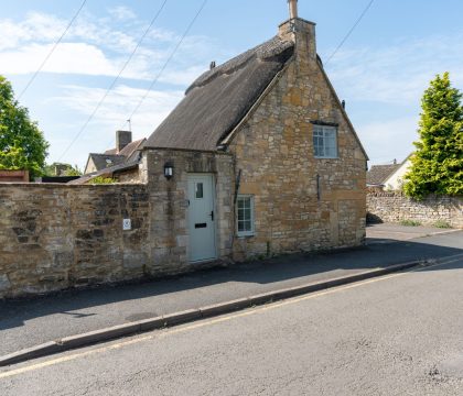 Orchard Cottage - StayCotswold