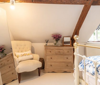Primrose Cottage, Blockley Master Bedroom - StayCotswold